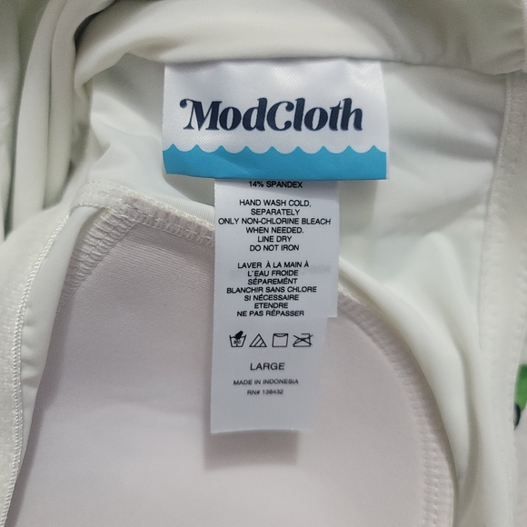 Modcloth The Lola One piece retro swimsuit Women's Size L Fruit Print NWOT - Picture 15 of 16